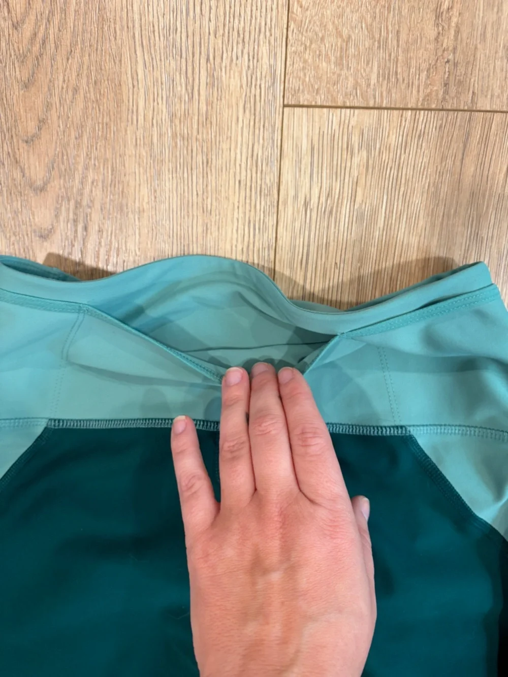 Old Navy Active PowerSoft Matching Set Leggings Crop Top Green Colorblock M